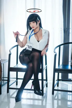 [Cosplay] 蔚蓝档案 调月莉音 OL - 洛璃 LoLiSAMA